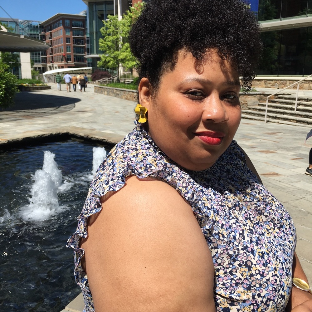 Meet your Posher, Tiffney